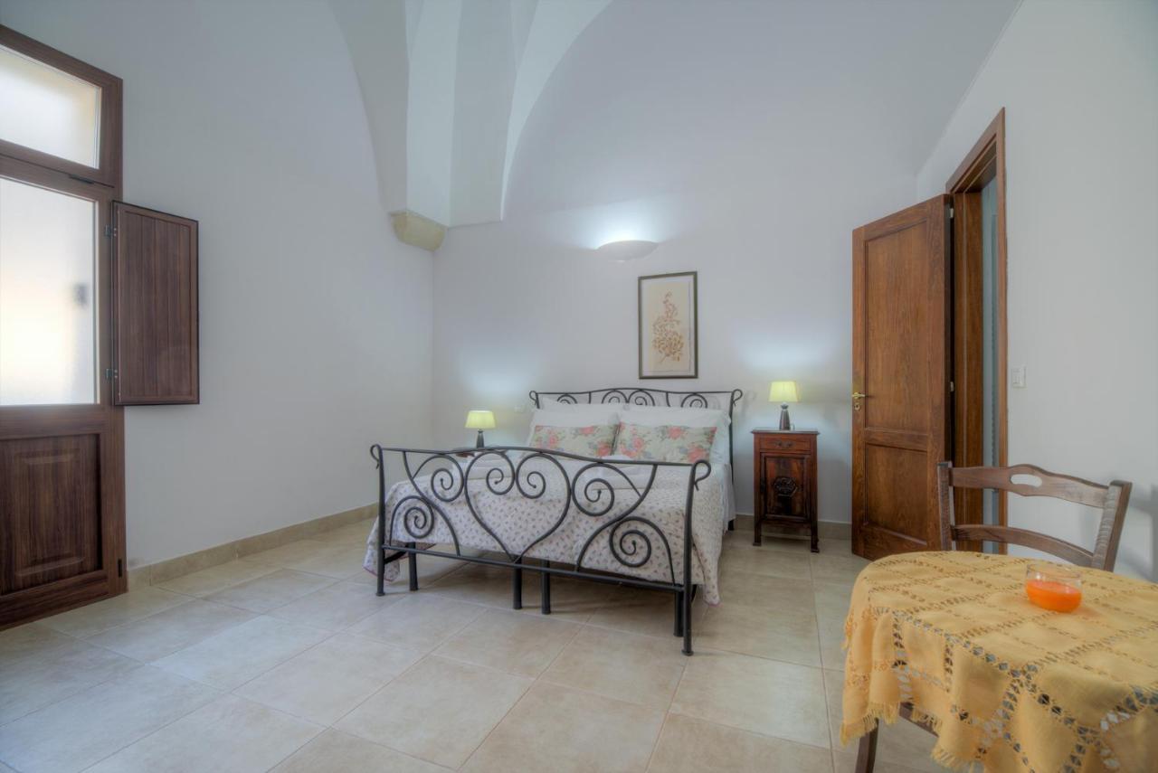 Bed and Breakfast Lu Caffa By Typney Верноле Экстерьер фото